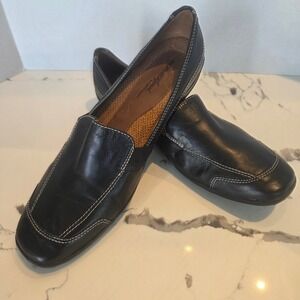 Naturalizer/Natural Soul Blk Leather Loafers Comfort Slip On Wht Stitch Women 11